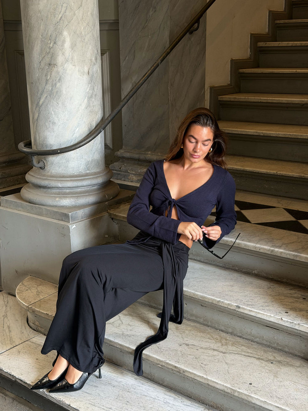 Simona 2 ways bindebluse - Navy