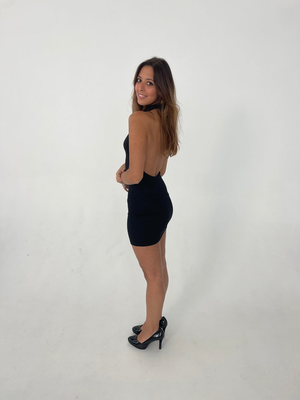 Lorraine halterneck glitterkjole - Sort