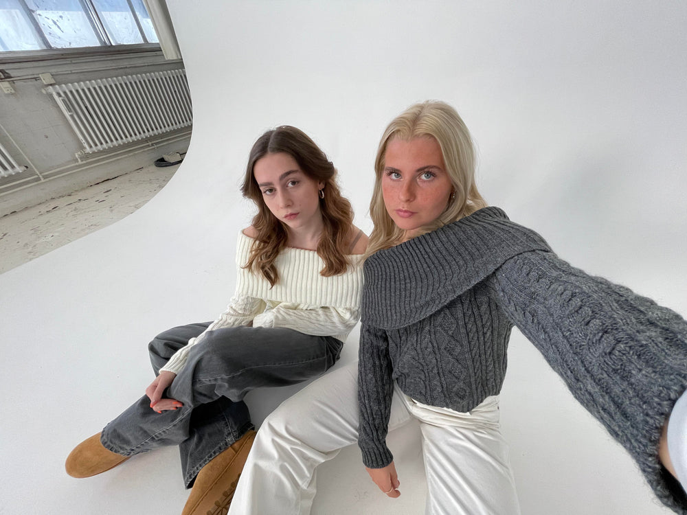 Theresa off-shoulder strik - Grå