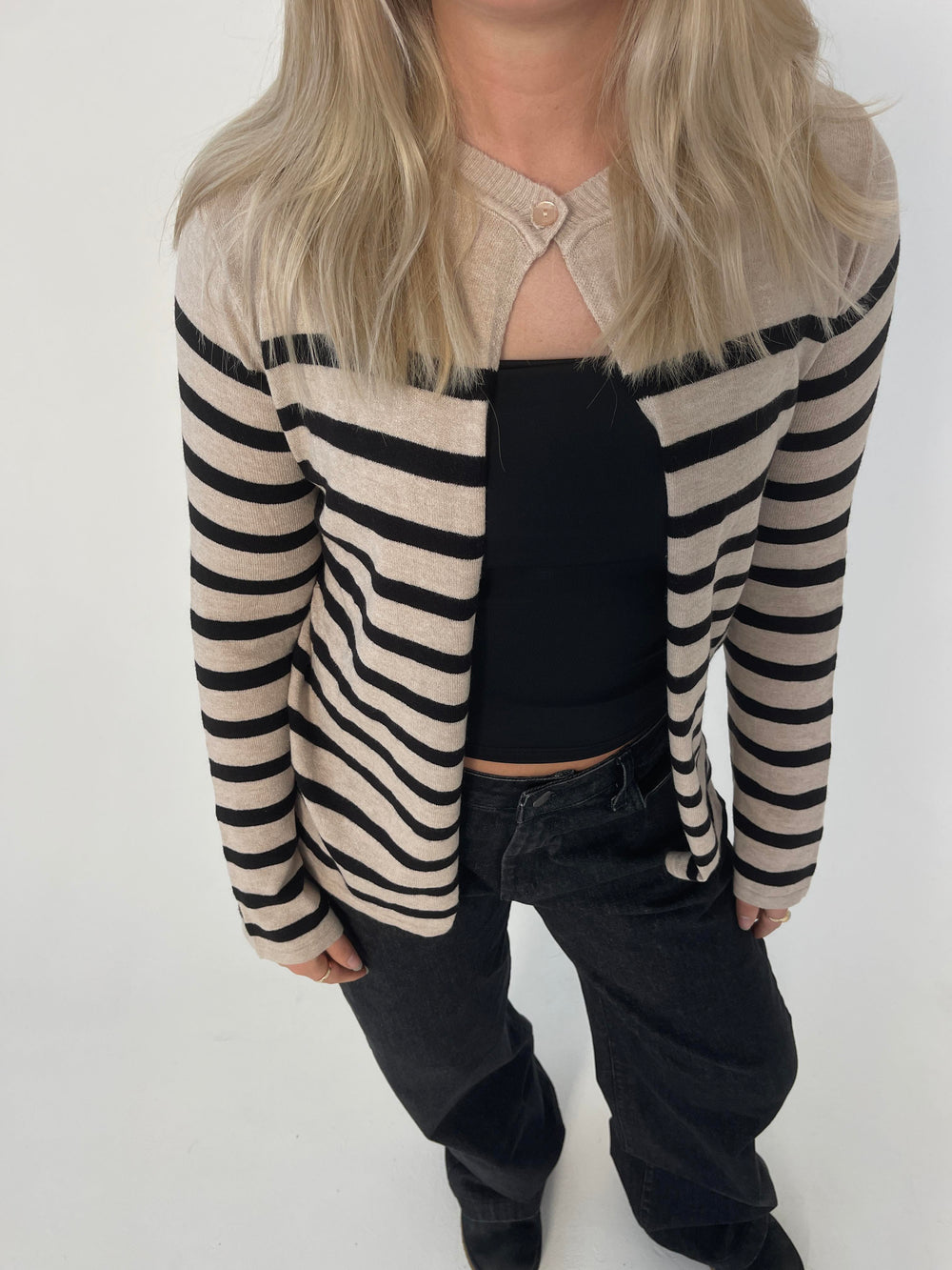 Xenia cardigan med striber - Beige/sort