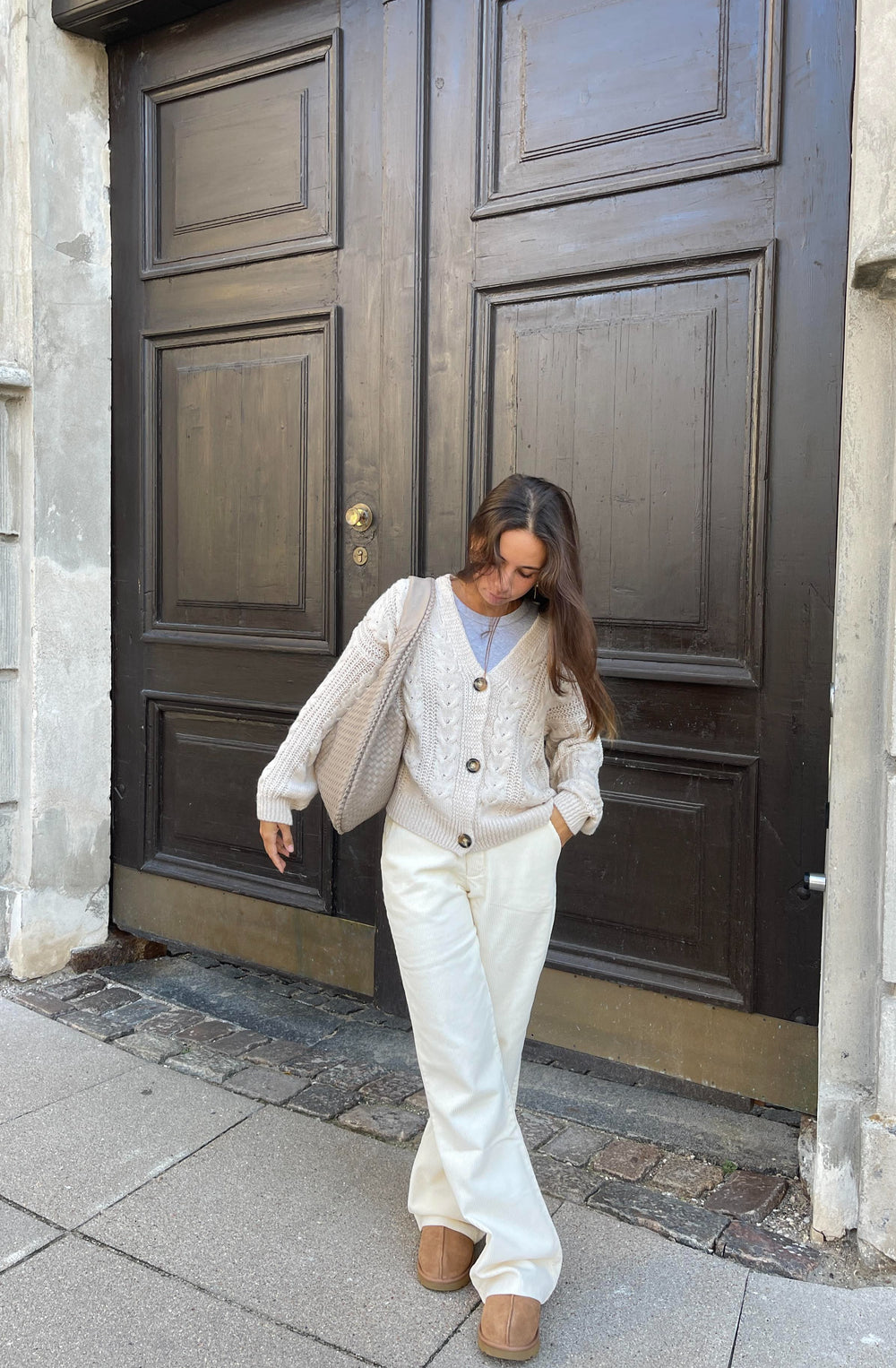 Musthave taske - Mørk Beige