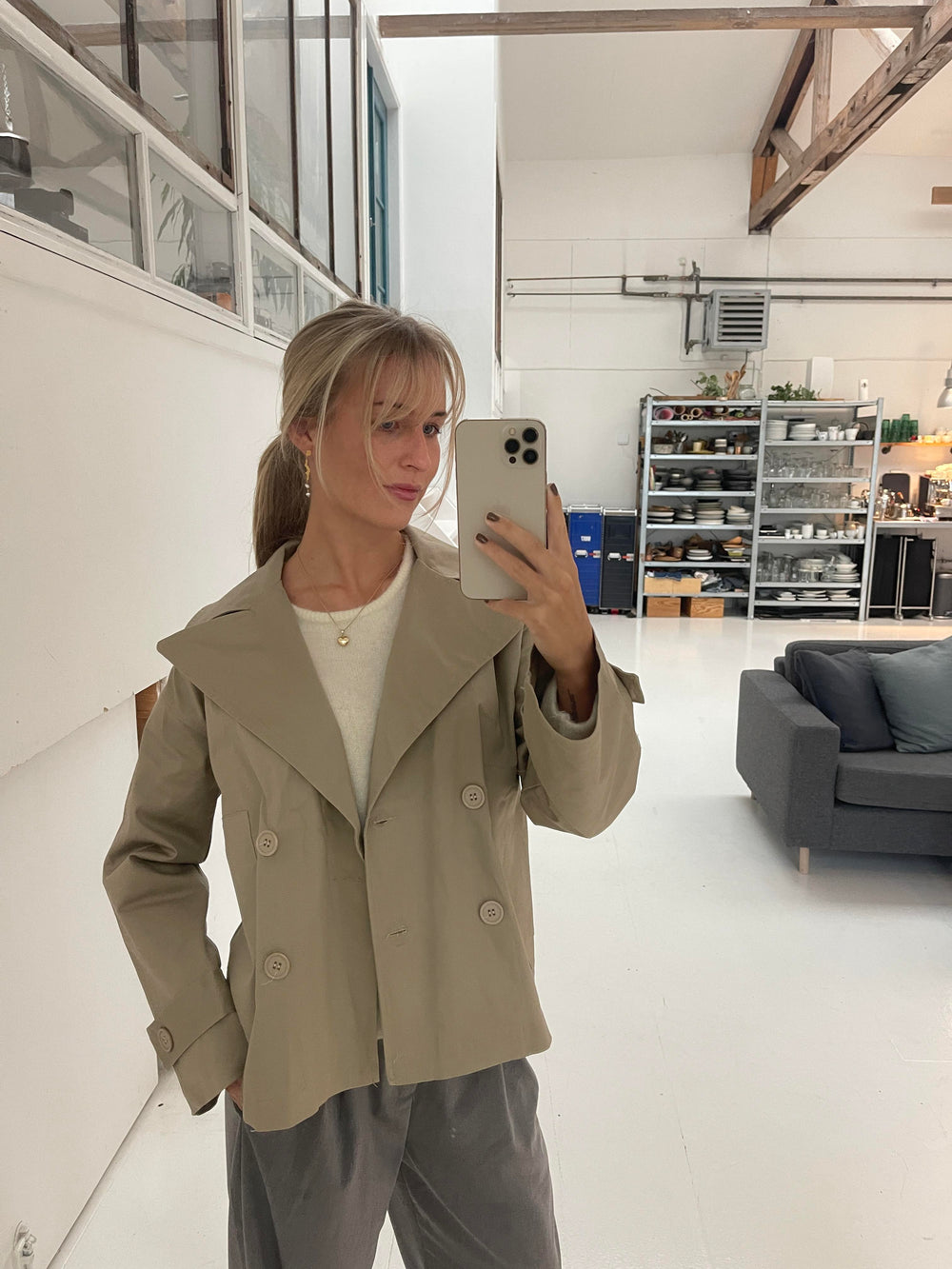 Catinka kort trenchcoat - Sand