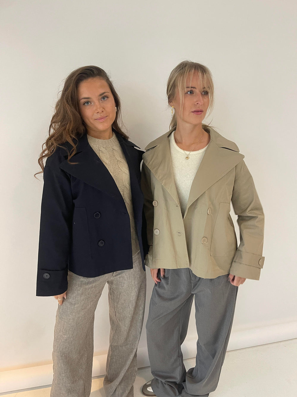 Catinka kort trenchcoat - Sand