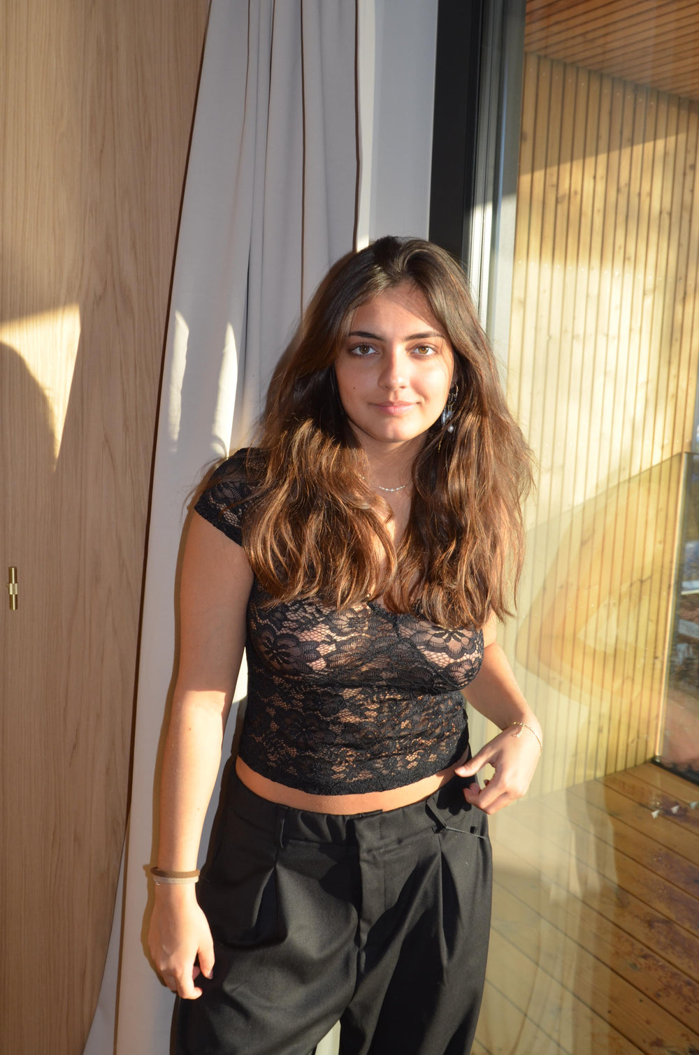 Hemilly bluse med bolder - Sort