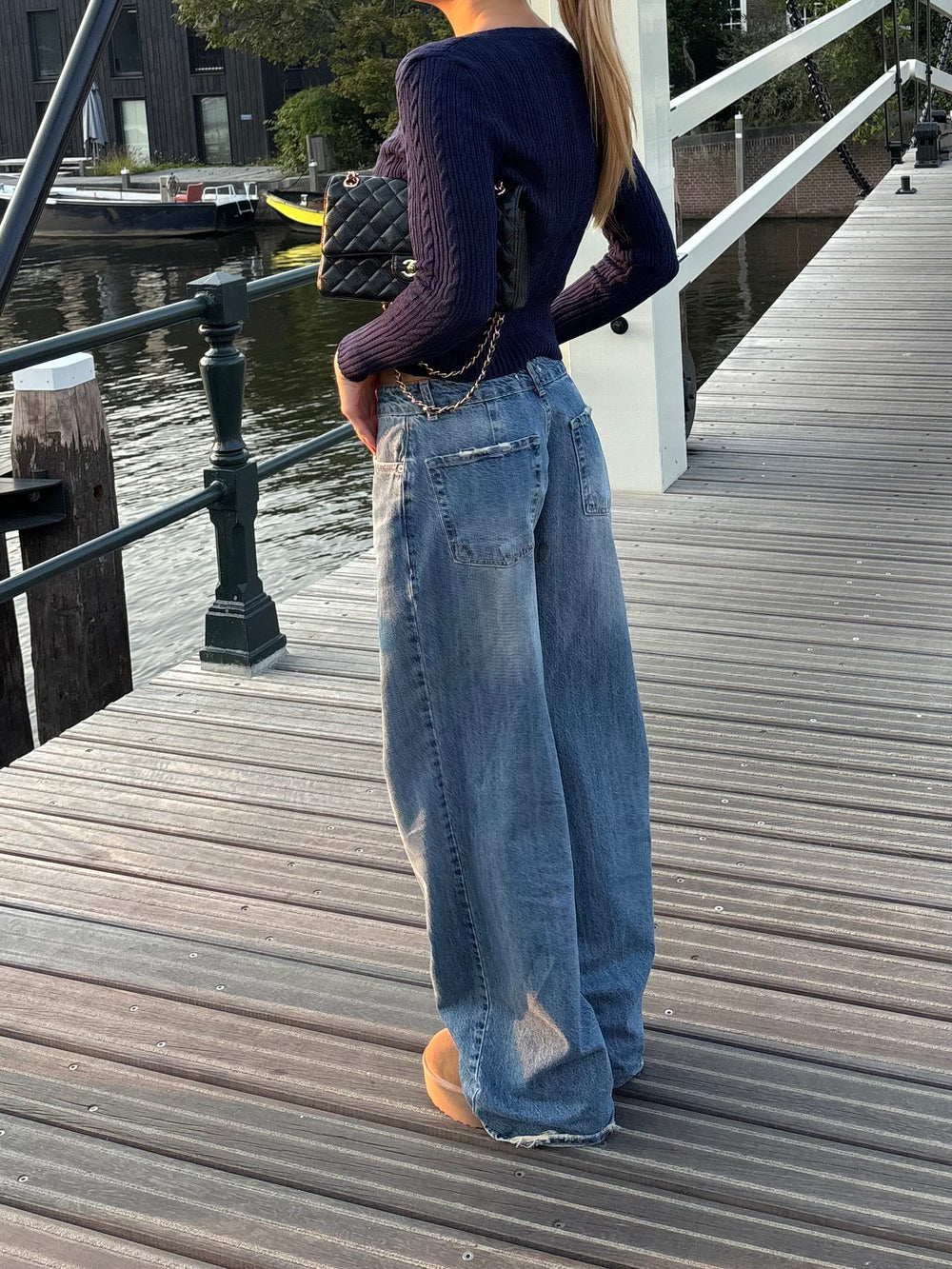 Alaia lavtaljede jeans med lyndetalje - Lys denim