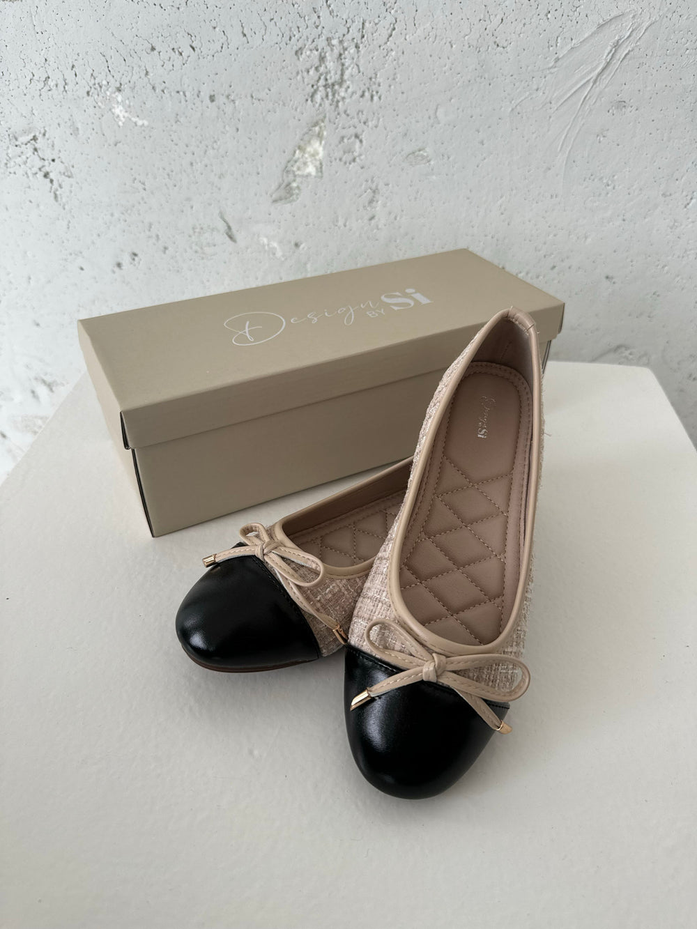 Cetinje ballerina sko med skøjfe - Beige