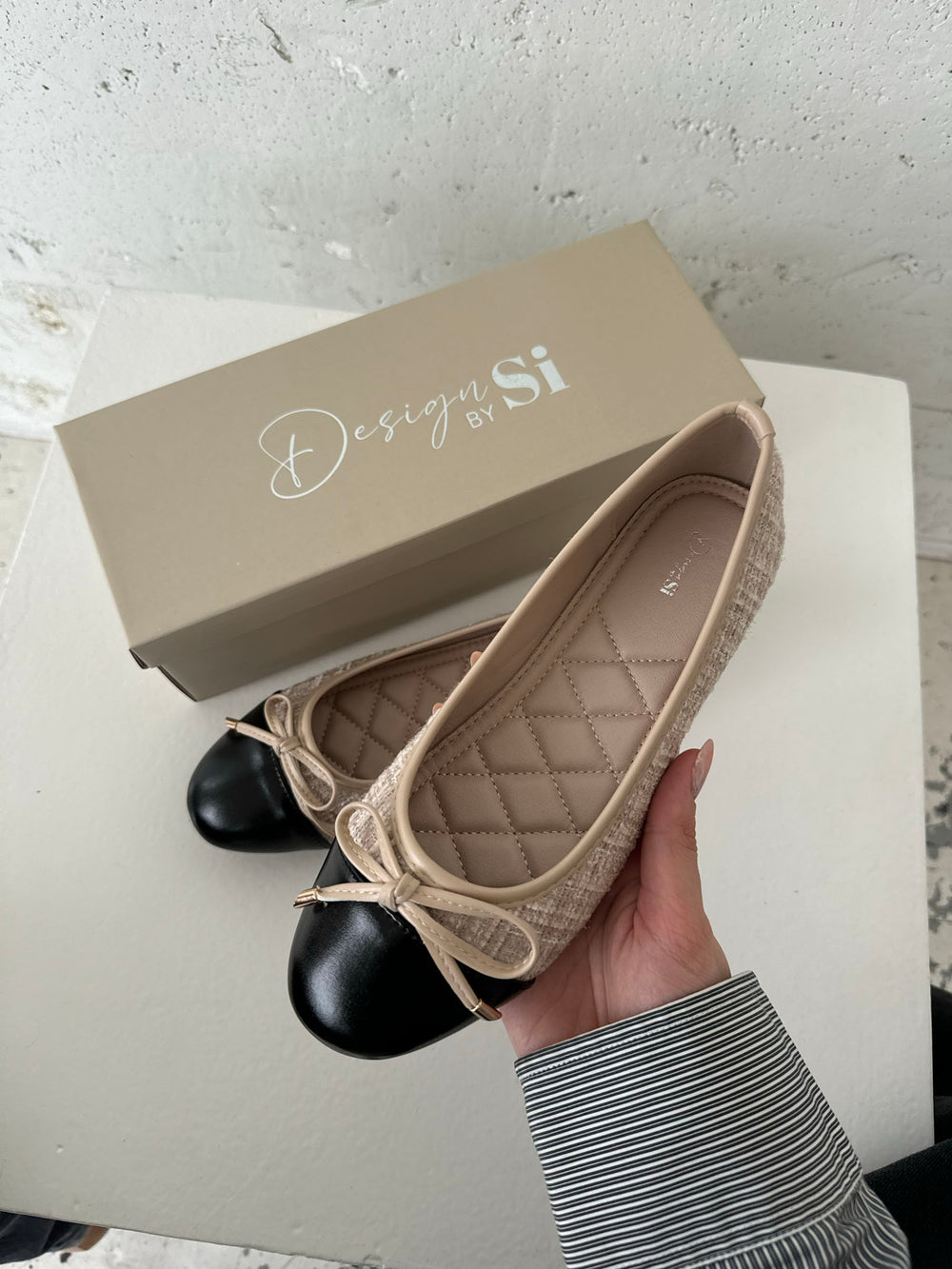 Cetinje ballerina sko med skøjfe - Beige
