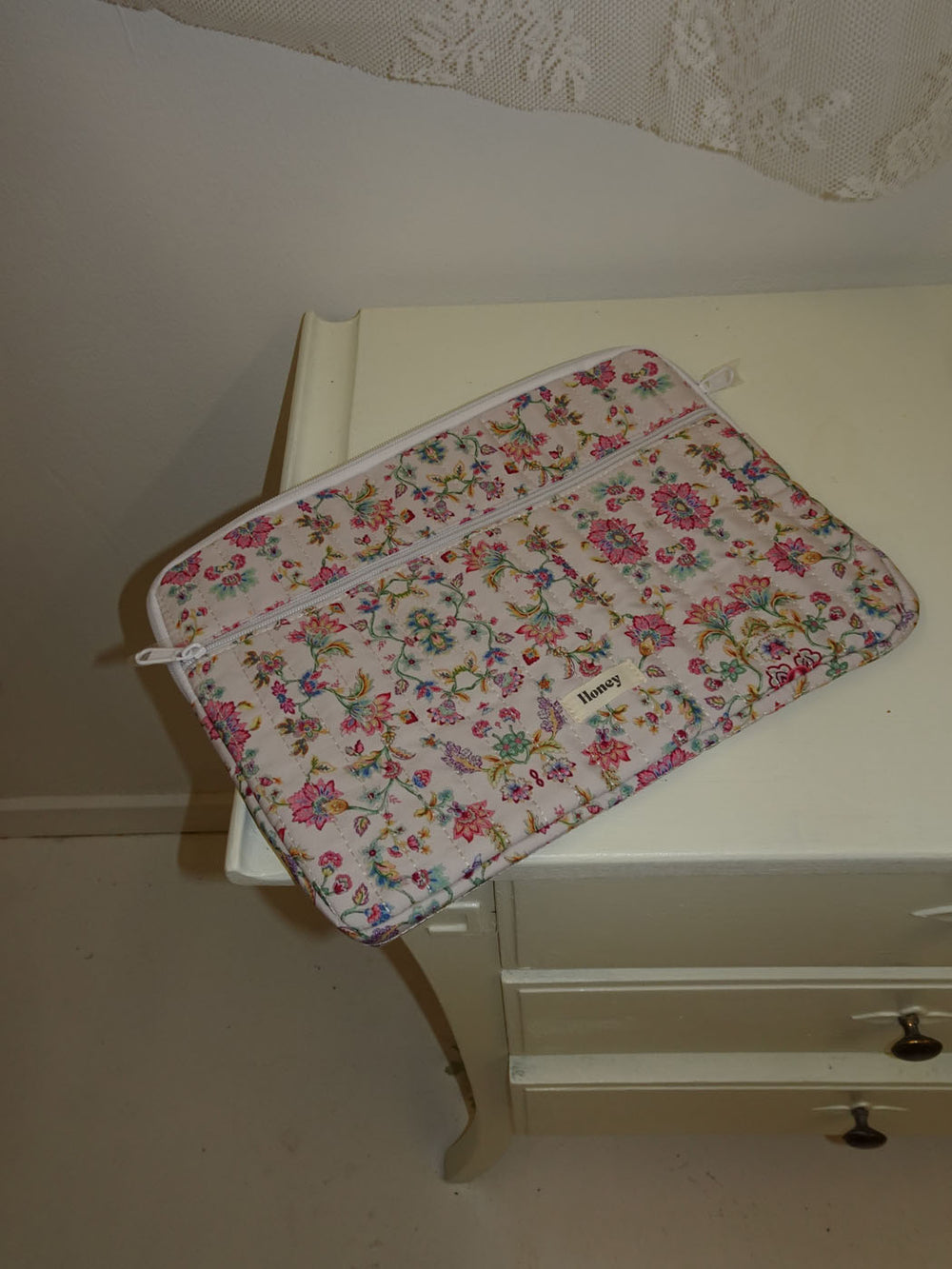Honey computer sleeve - Off white med blomster