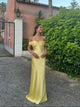 Andie off shoulder satinkjole - Gul