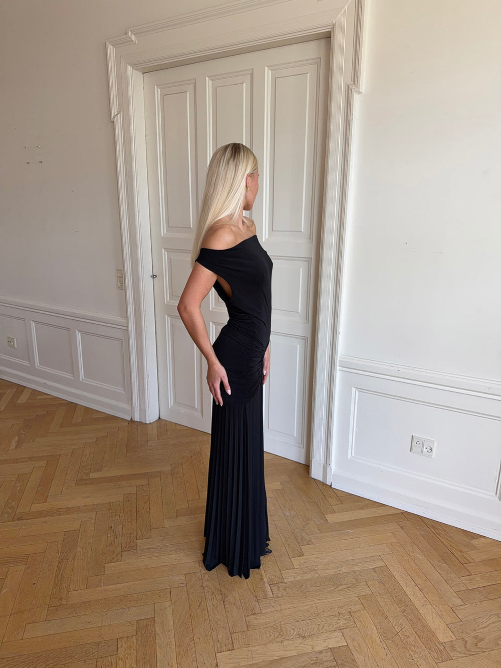 Sofia off shoulder kjole - Sort
