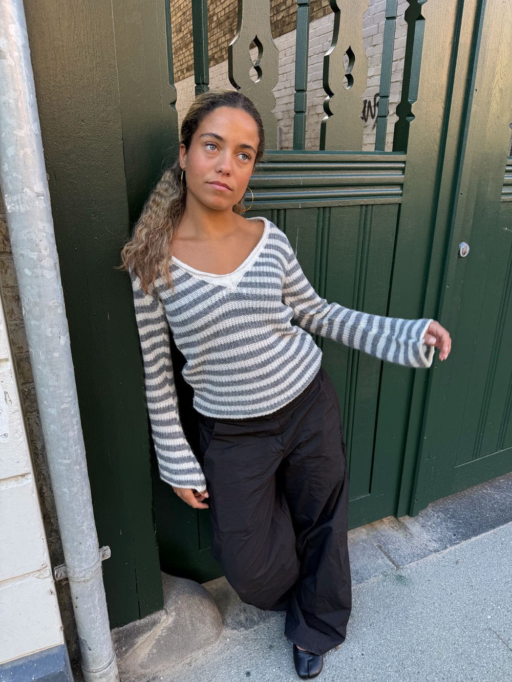 Leona striktrøje - Grå/beige