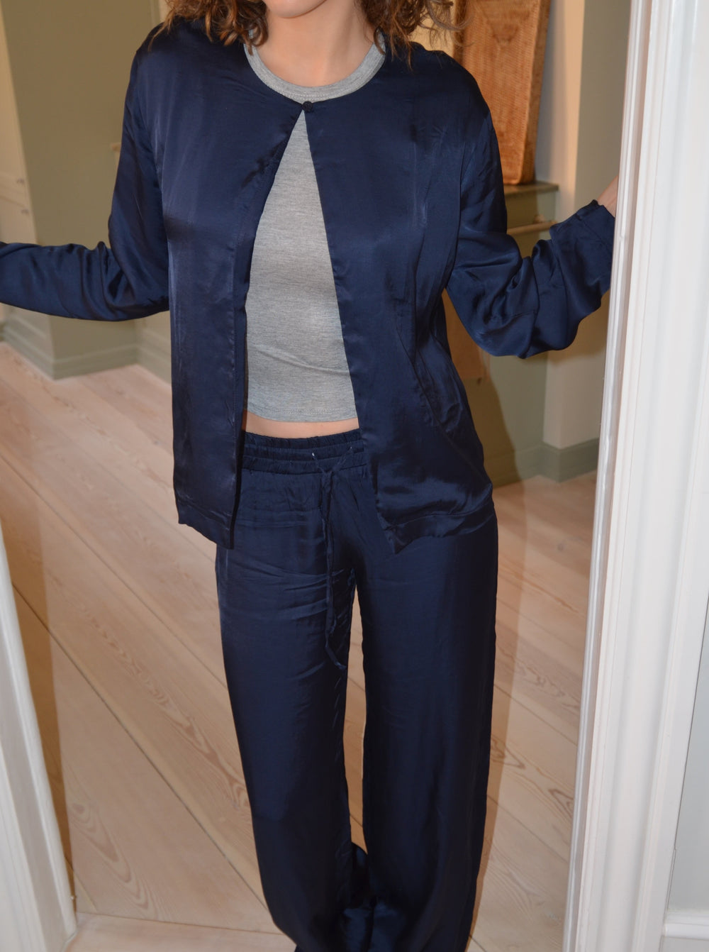 Callie satin cardigan - Navy