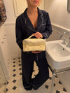 Honey stor toilettaske med hang - Lys gul med gule bomster