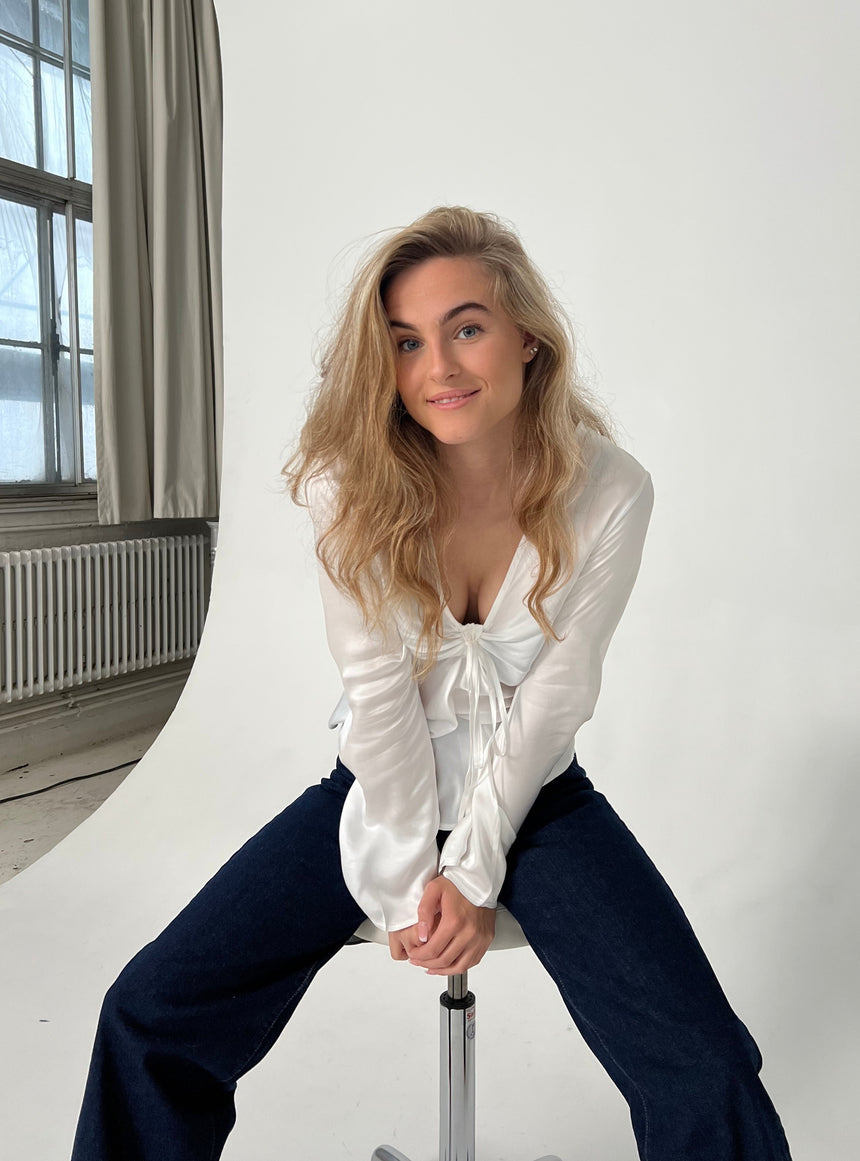 Denisi satinbluse - Hvid