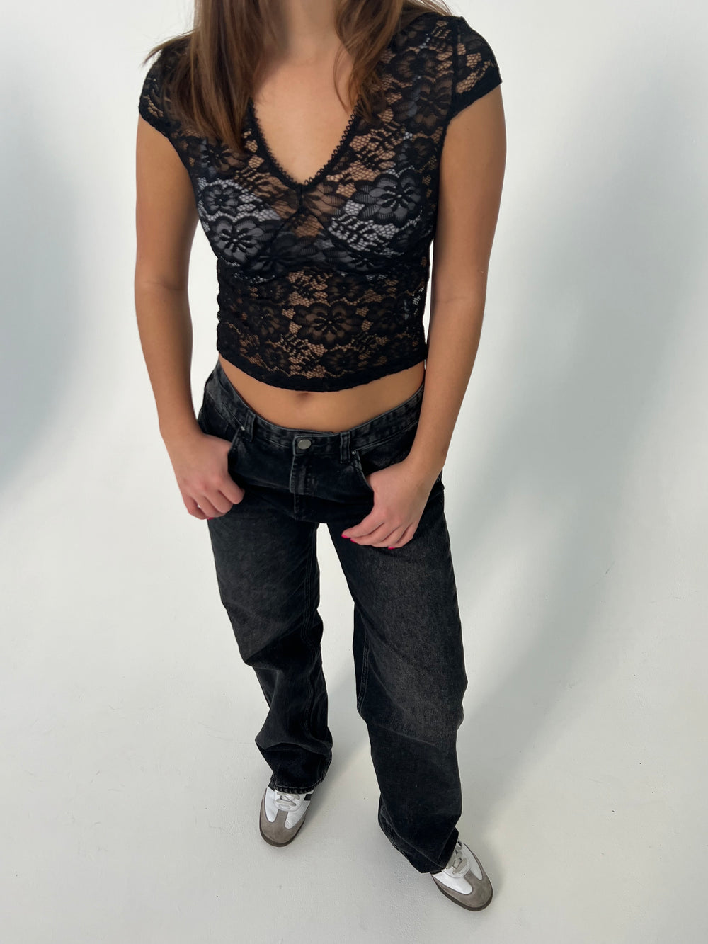 Hemilly bluse med bolder - Sort