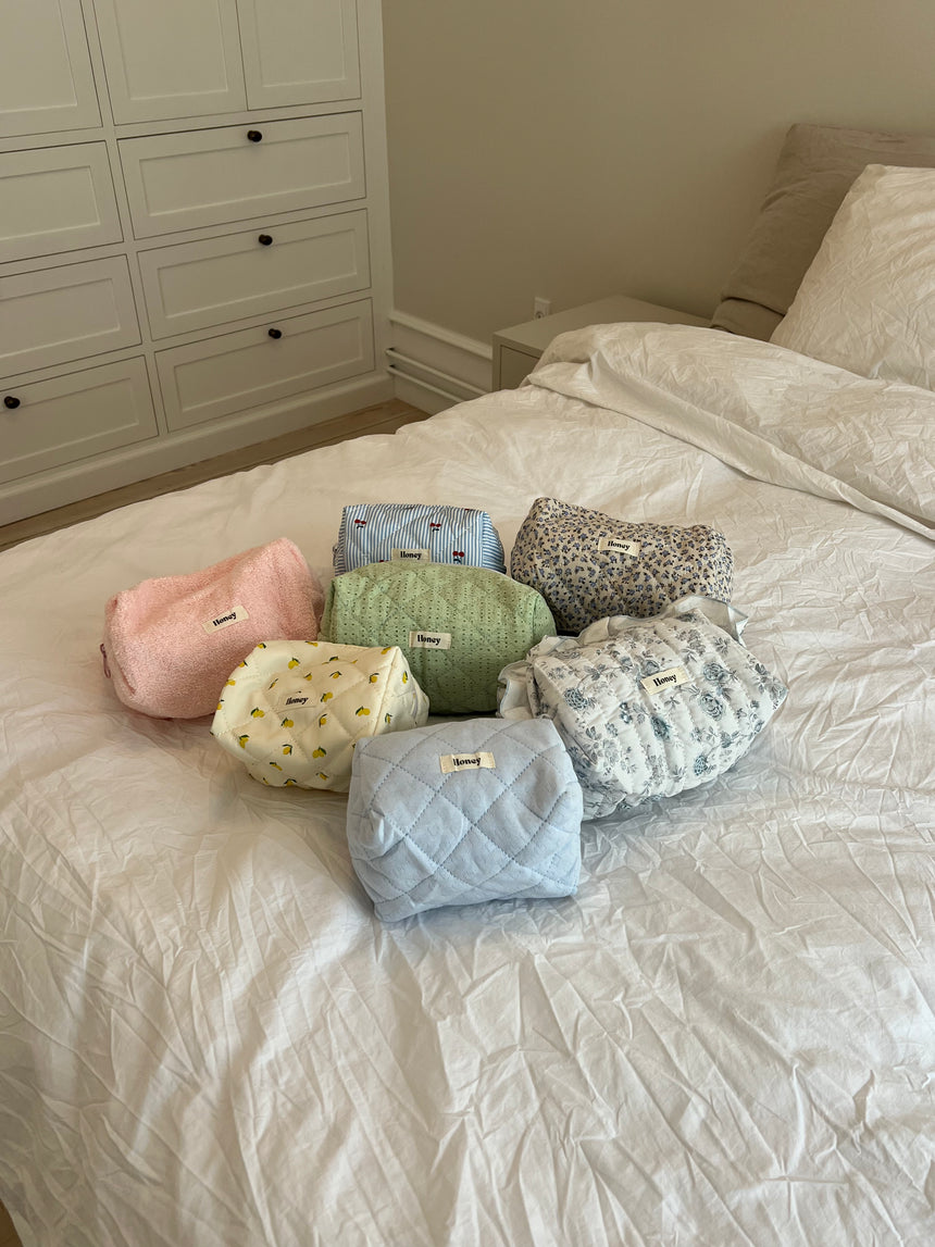 Honey stor toilettaske - Mintgrøn i broderi