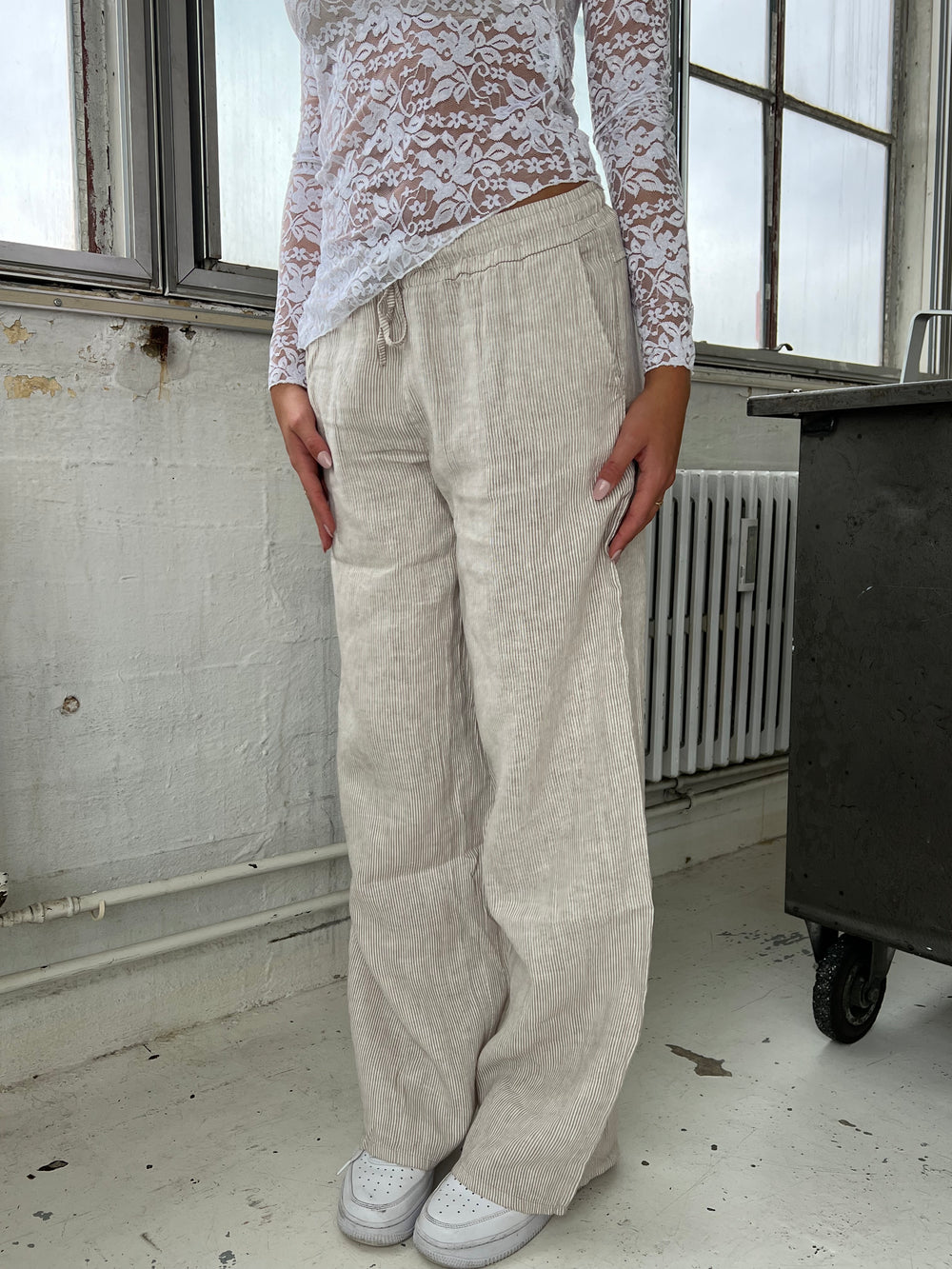 Milana hørbukser - beige/hvide striber
