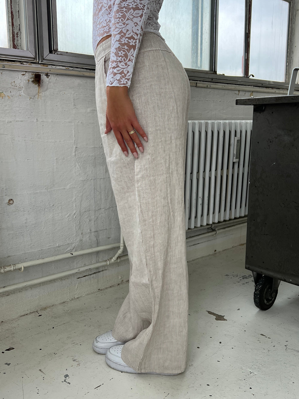 Milana hørbukser - beige/hvide striber