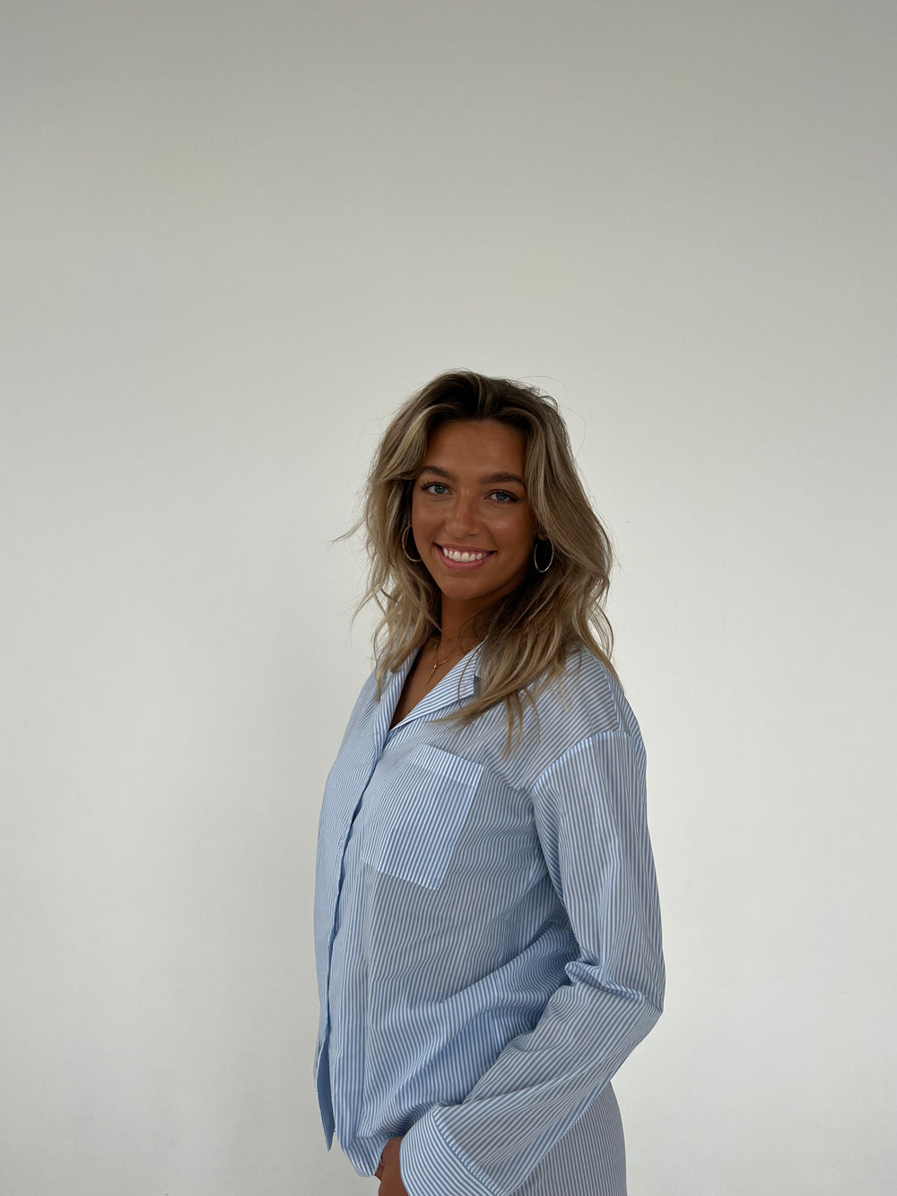 Avana pyjamasskjorte med striber - Blå/hvid