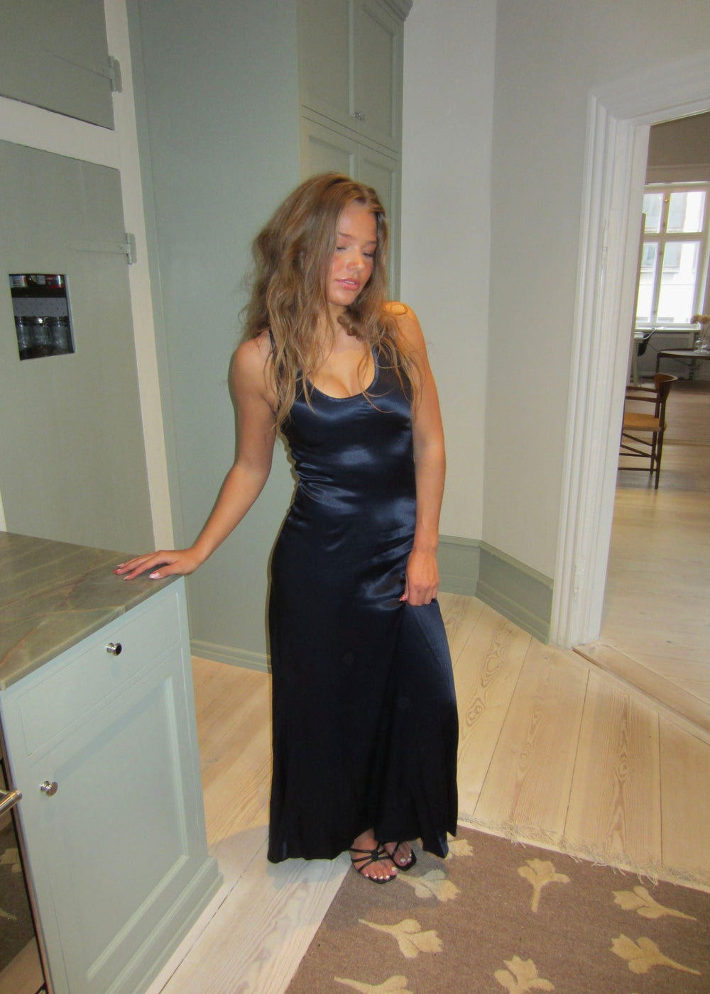 Jeanne satinkjole - Navy