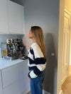 Margoth strikpolo med striber - Hvid/navy