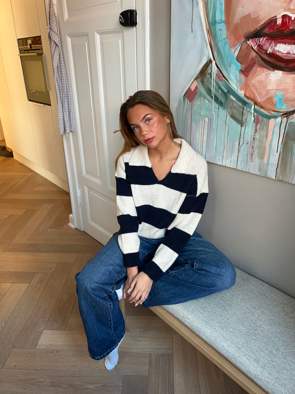 Margoth strikpolo med striber - Hvid/navy