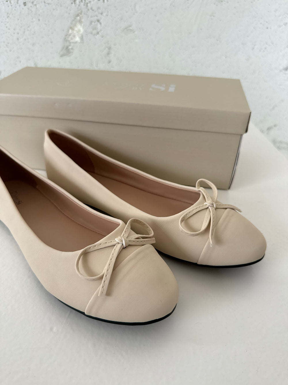 Segovia ballerina sko med sløjfe - Off white