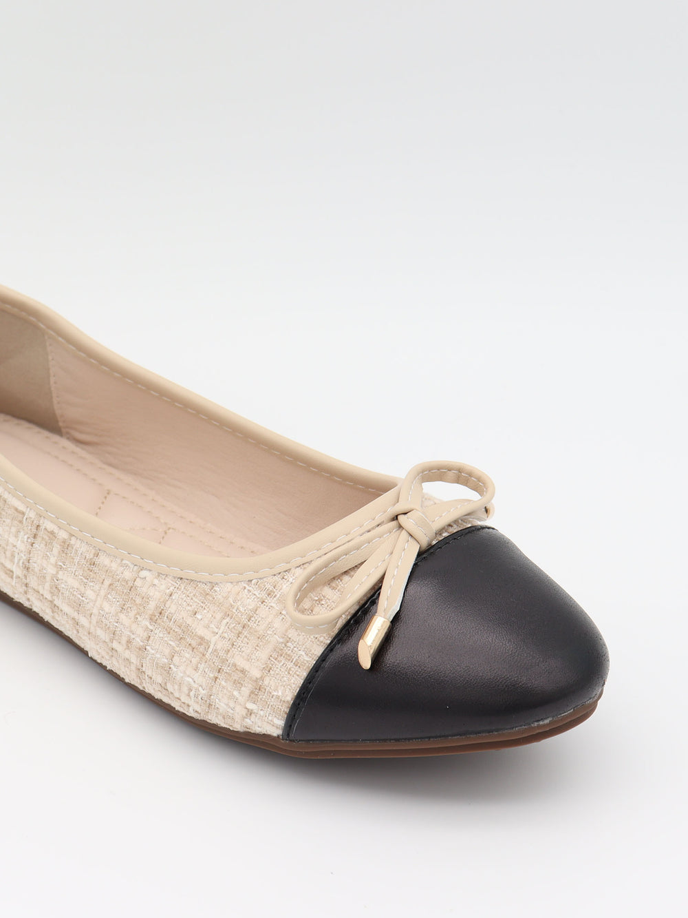 Cetinje ballerina sko med skøjfe - Beige