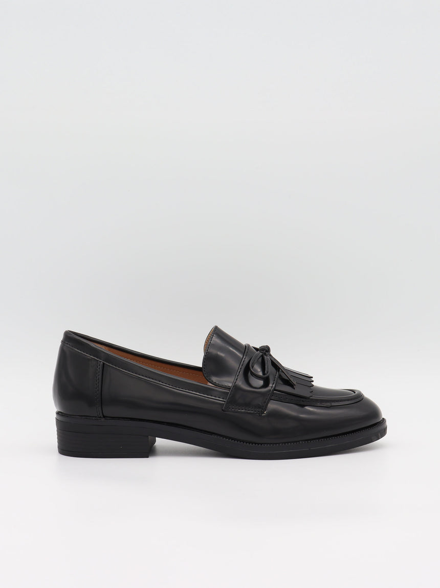 Samia loafers med detaljer - Sort