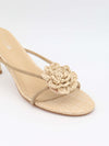 Jenna stiletter med flettet blomsterdetalje - Off white