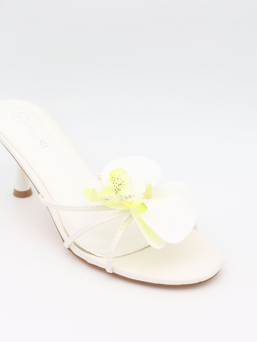 Thaline stiletter med blomsterdetalje - Hvid