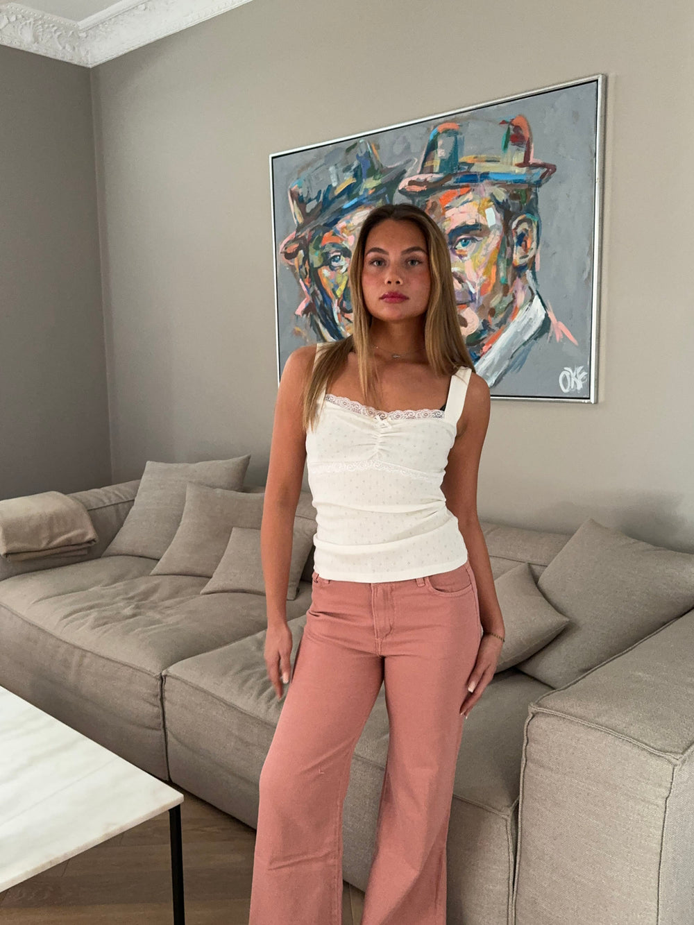 Thilda top med blondedetaljer - Hvid