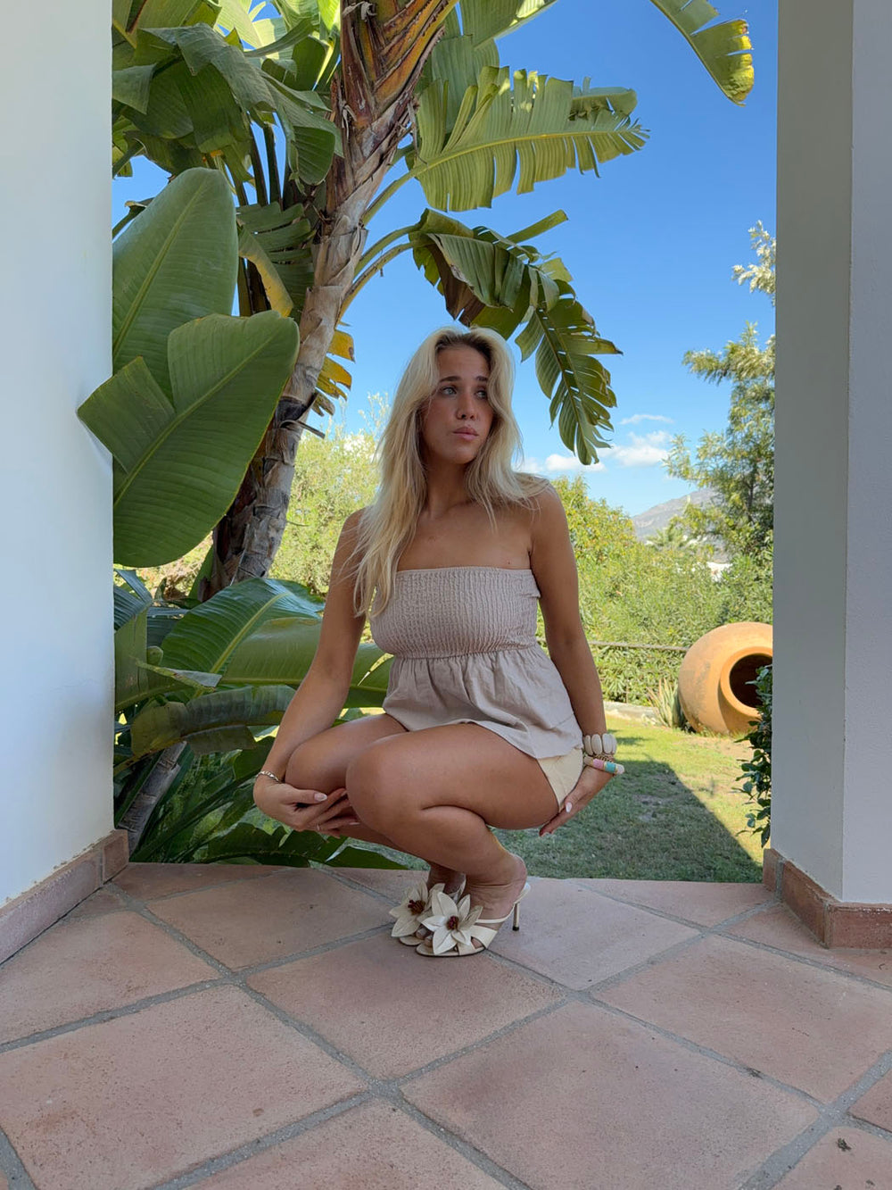 Violetta bandeautop i hørblanding - Beige