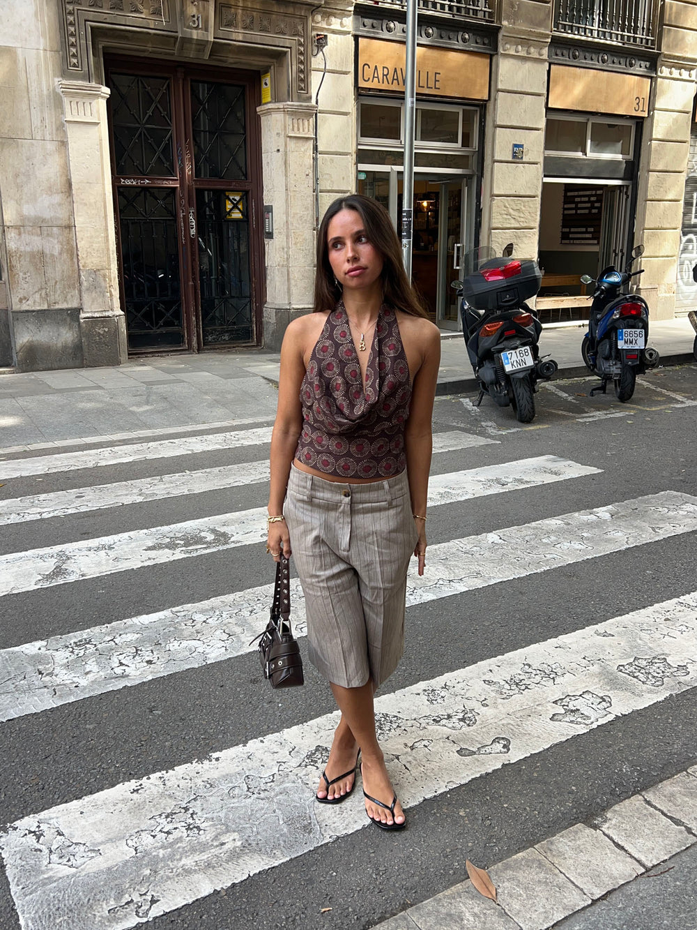 Nayaly bermudashorts med striber - Beige