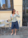 Isabeau bluse med bindedetalje - Kaki
