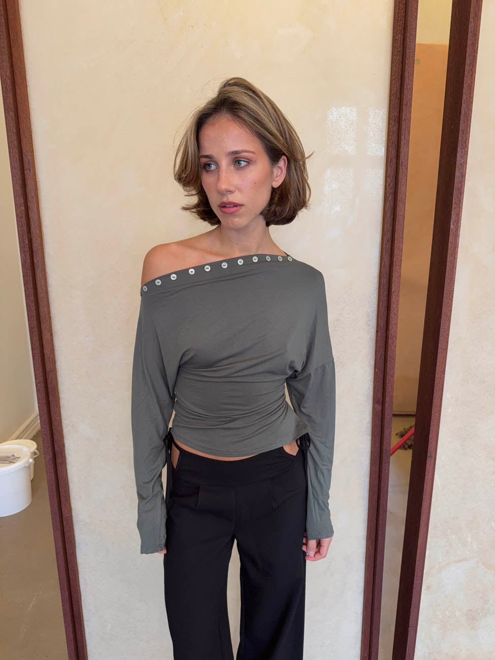 Ukana bluse med knapper - Kaki