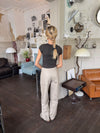 Lilyena bukser med asymmetrisk omslag - Beige