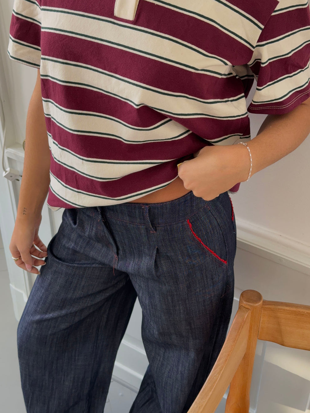 Astrid jeans med detaljer - Navy/rød