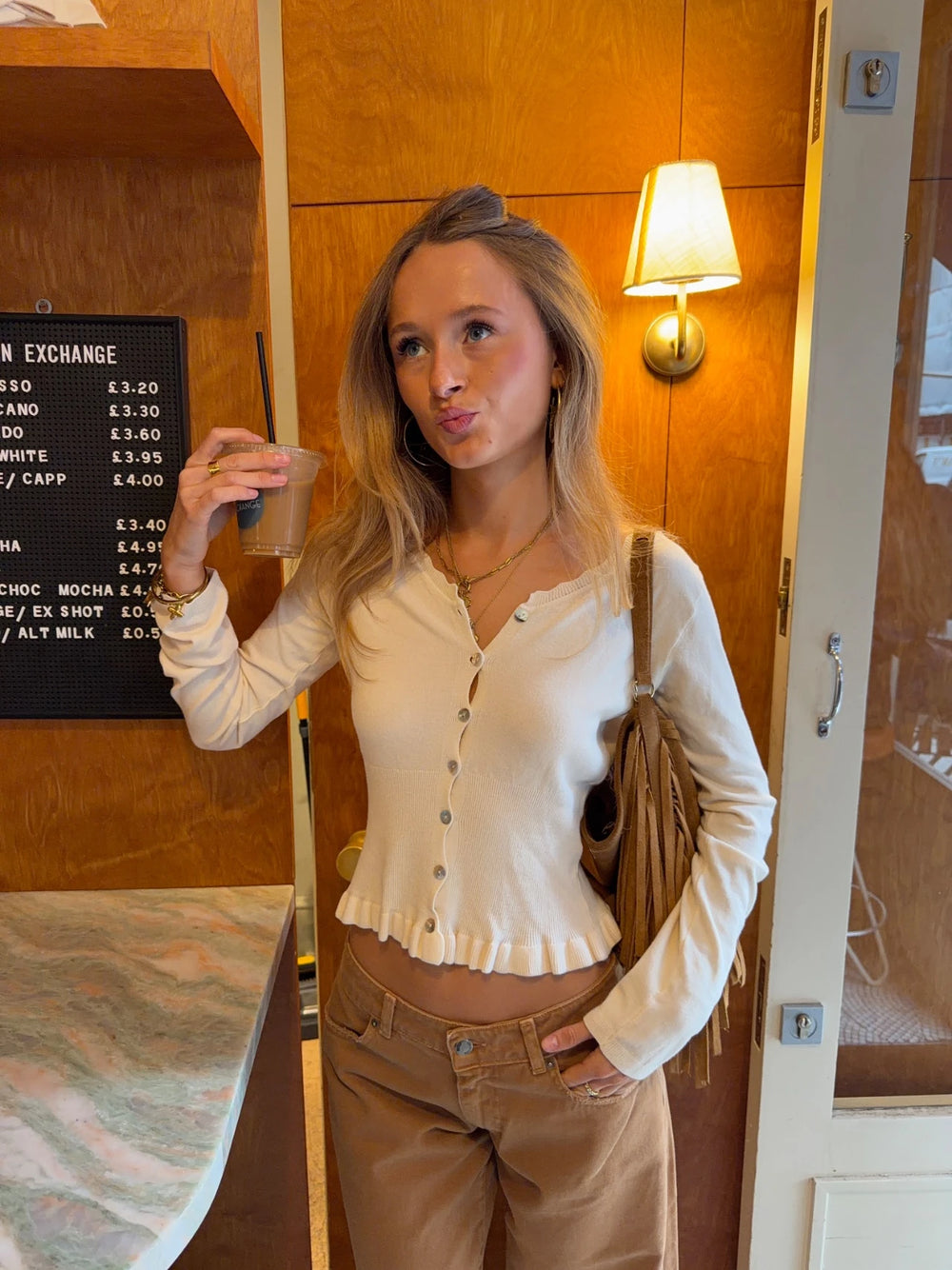Malin Tomkins cardigan med flæser - Creme