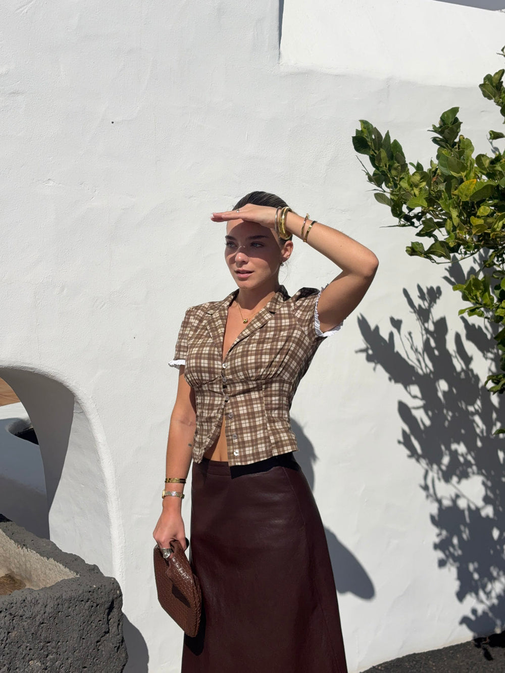 Kassandra figursyet skjorte med tern - Brun/hvid