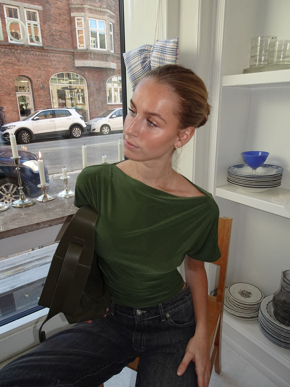 Florine figursyet t-shirt - Kaki