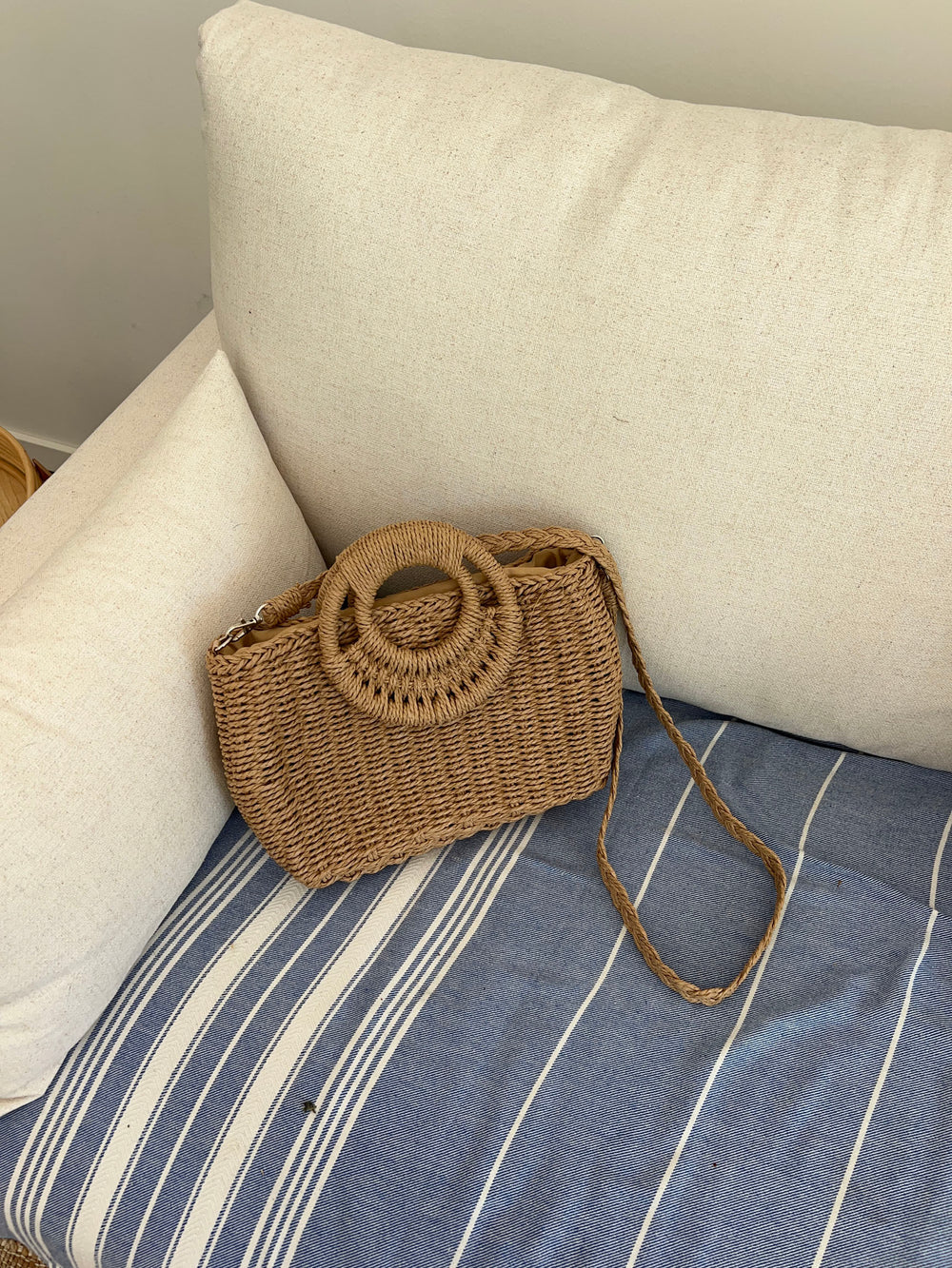 Capua flettet taske med strop - Beige
