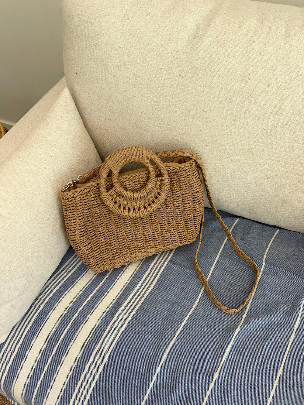 Capua flettet taske med strop - Beige
