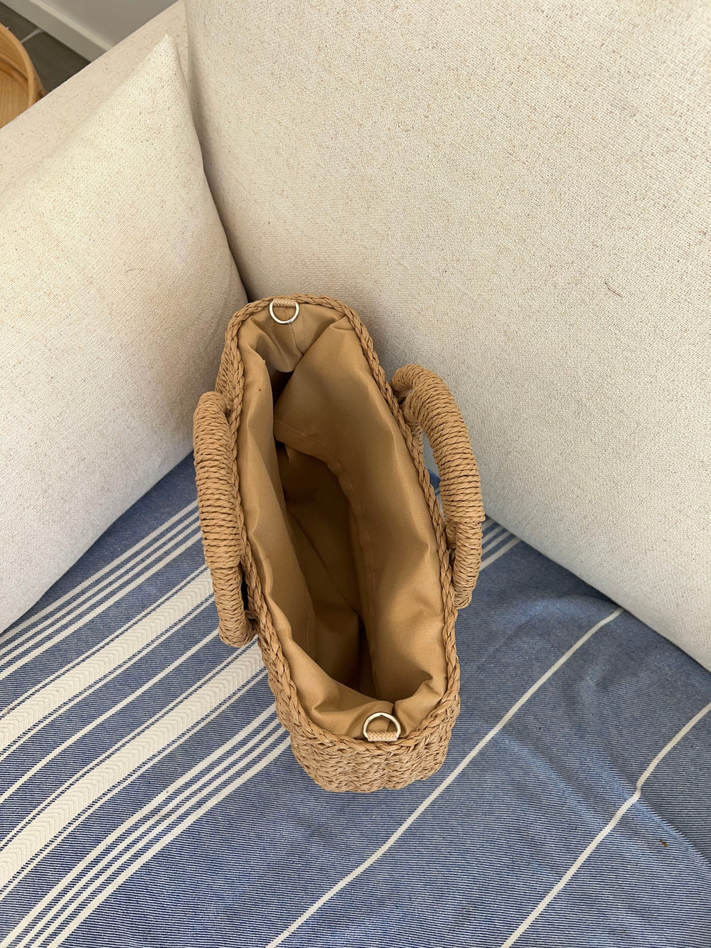 Capua flettet taske med strop - Beige