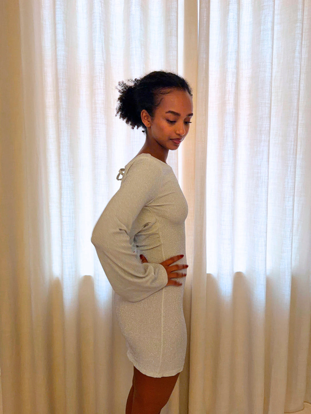 Solange glitterkjole med åben ryg - Sølv