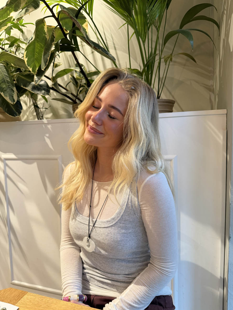 Juliet halskæde med vedhæng - Hvid