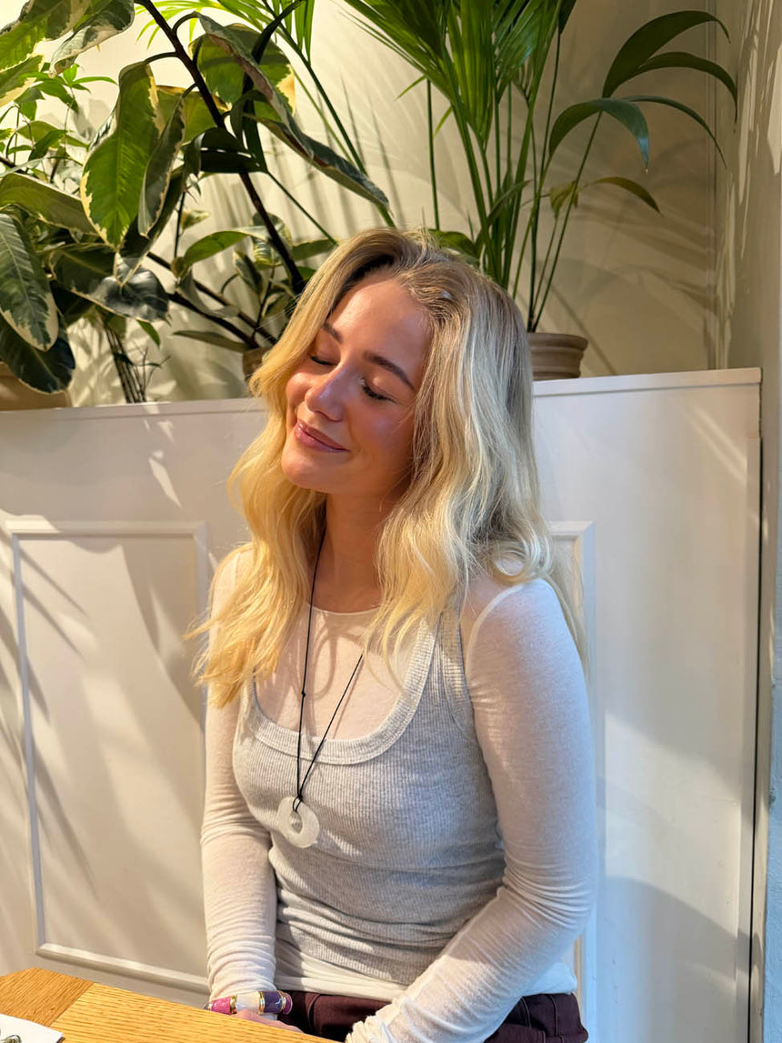 Juliet halskæde med vedhæng - Hvid