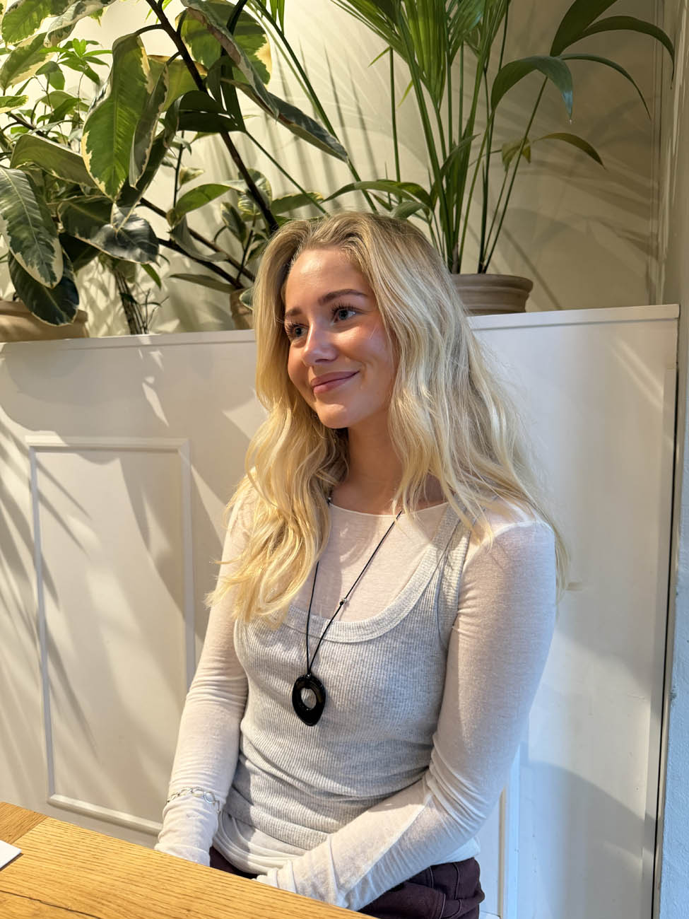 Juliet halskæde med vedhæng - Sort