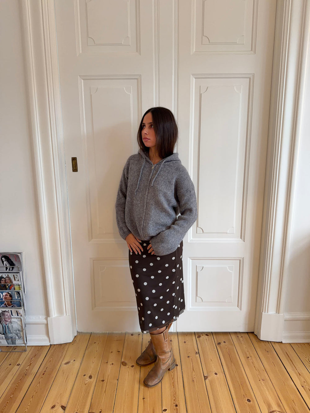 Gregina hoodie med zip i strik - Grå