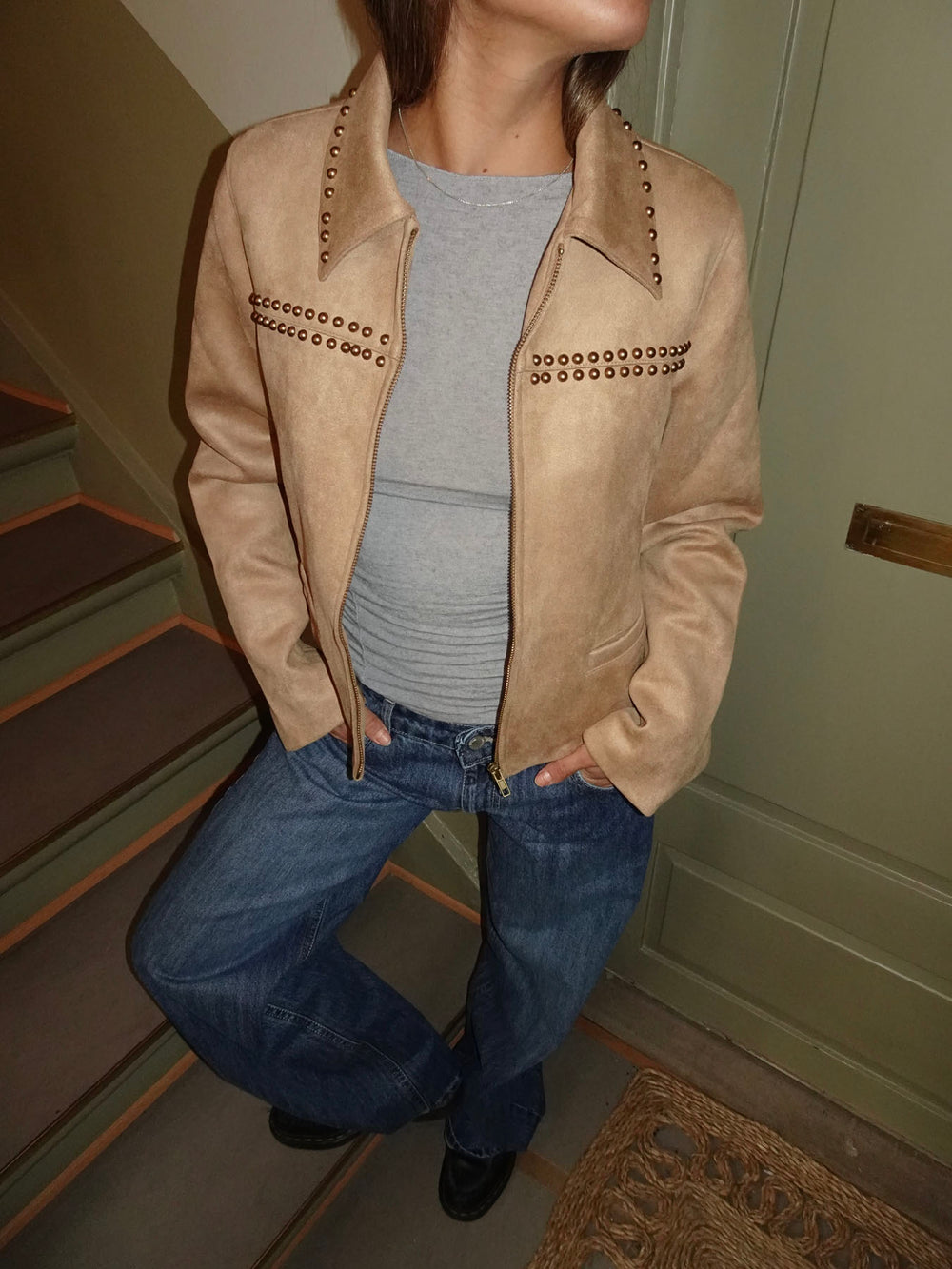 Camela jakke med nitter - Beige